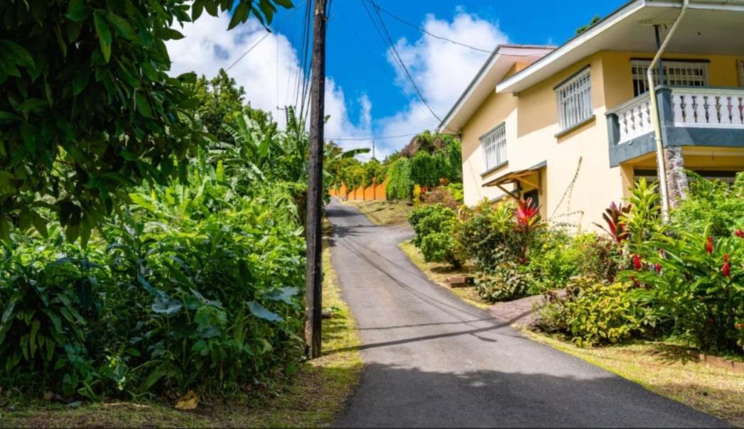 Paradise Breeze Misere